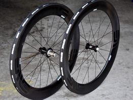 custom handbuilt wheels road carbon speed CRS 1